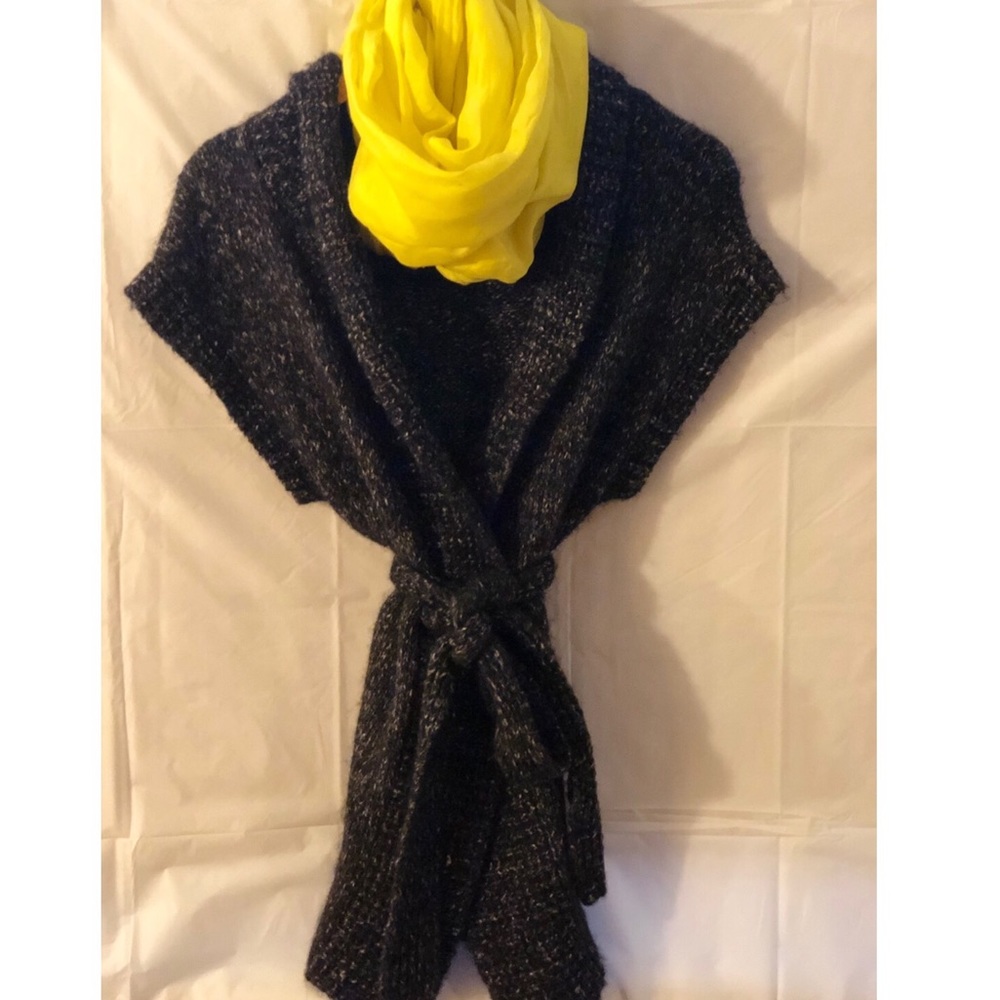 Women’s Tunic Sweater w/belt